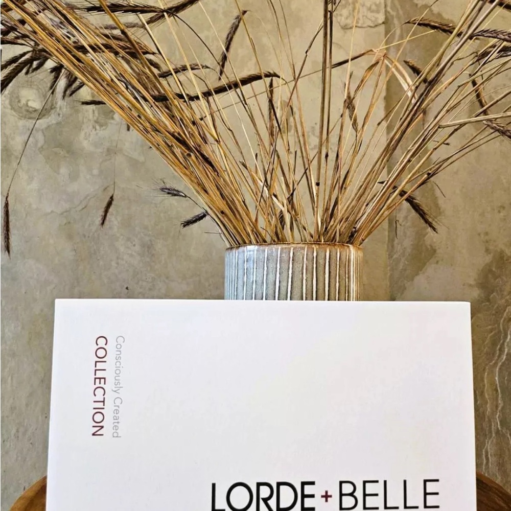 Retail $199. Lorde and Belle Skincare Set - Picture 3 of 7